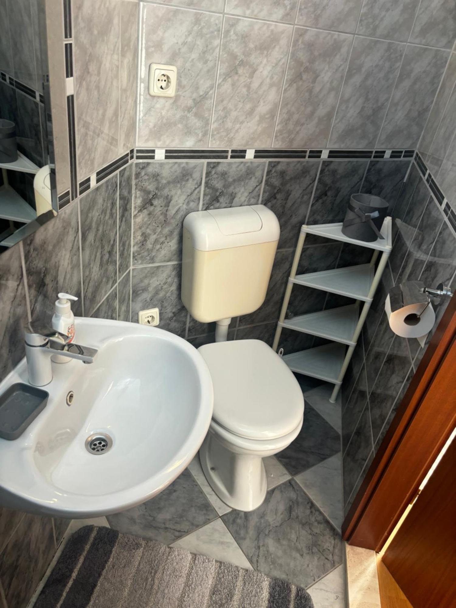 Apartmani Josipovic Baška Voda Esterno foto
